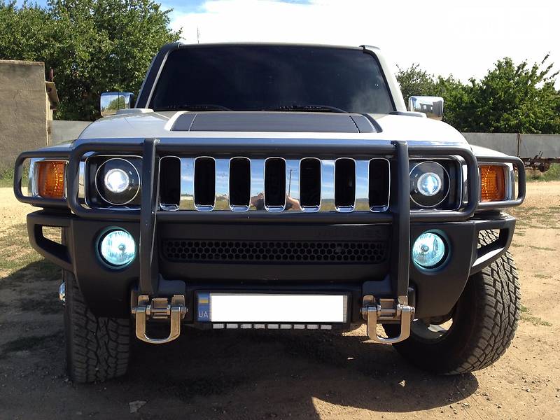 Hummer H3 2006 года