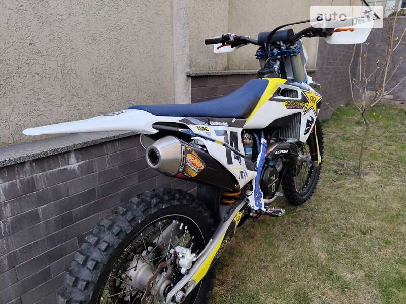 Мотоцикл Кросс Husqvarna FC 450