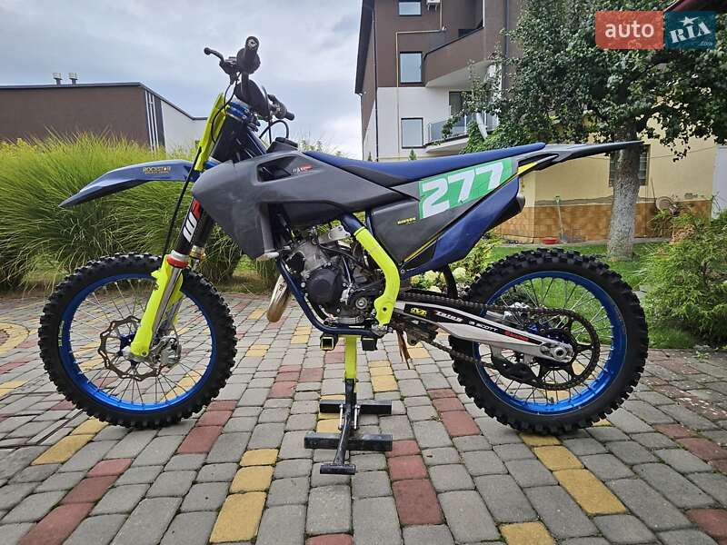 Husqvarna TC 125