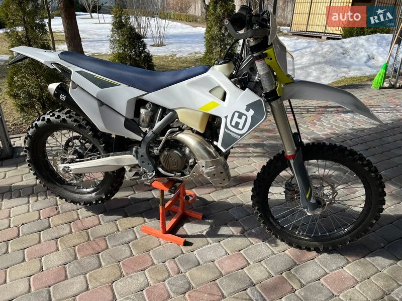Мотоцикл Внедорожный (Enduro) Husqvarna TE