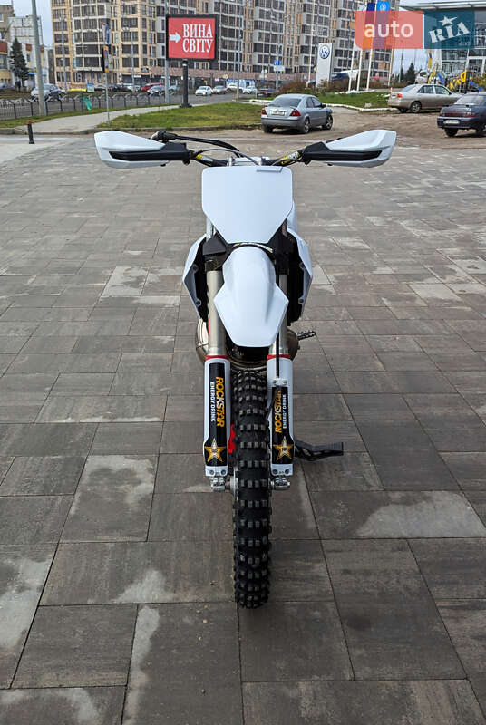 Мотоцикл Внедорожный (Enduro) Husqvarna TX