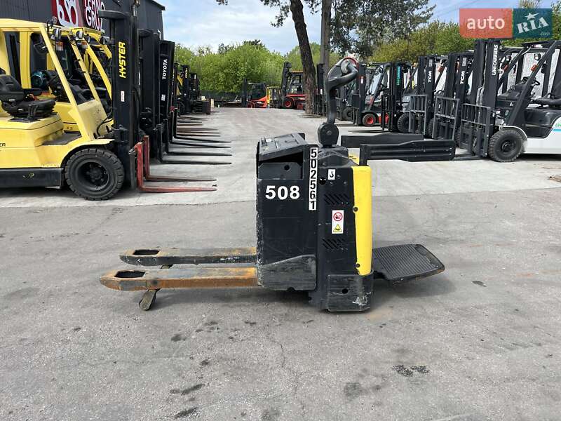Hyster P