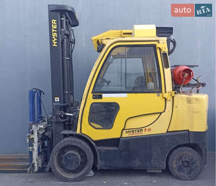 Hyster S