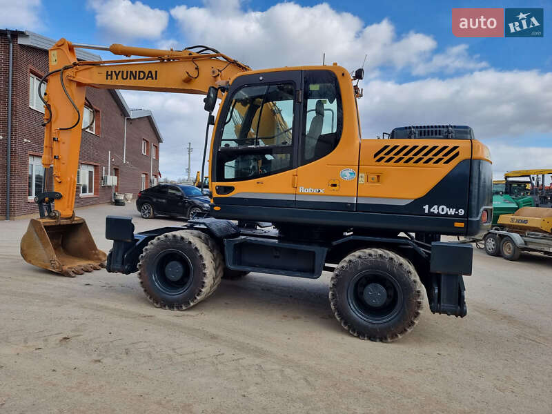 Спецтехніка Hyundai 140D