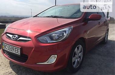 Hyundai Accent  2013