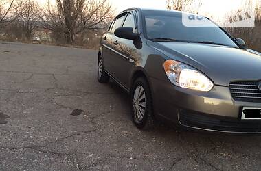 Hyundai Accent  2009