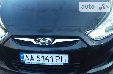 Hyundai Accent  2013