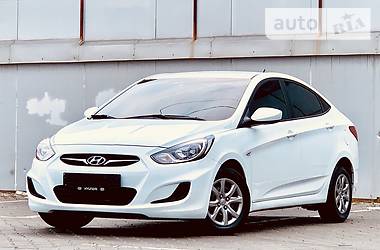 Hyundai Accent  FULL 2014