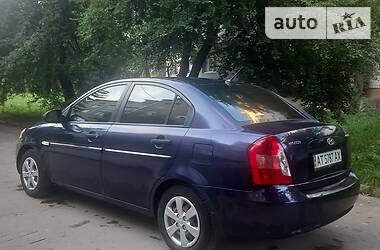 Hyundai Accent  2009