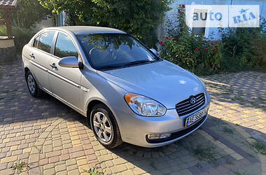 Hyundai Accent  2008