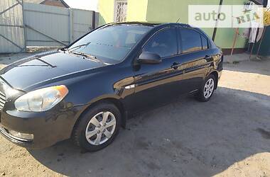 Hyundai Accent  2009