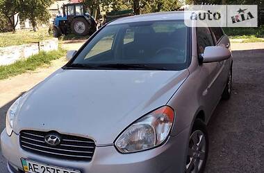 Hyundai Accent  2009