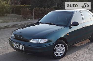 Hyundai Accent 1.5 LUXURY  1995