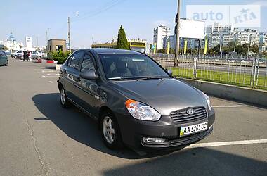 Hyundai Accent  2008