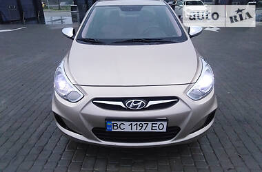 Hyundai Accent 1.4 2011