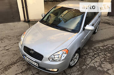 Hyundai Accent  2008