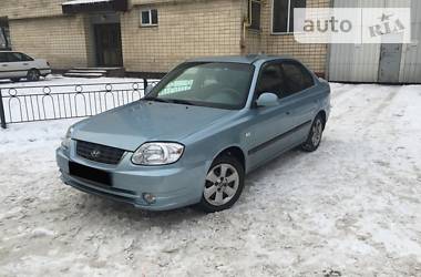 Hyundai Accent  2005