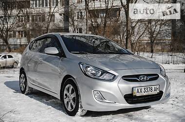 Hyundai Accent Hatchback 1.6 AT 2012