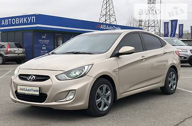 Hyundai Accent 1.6 2011