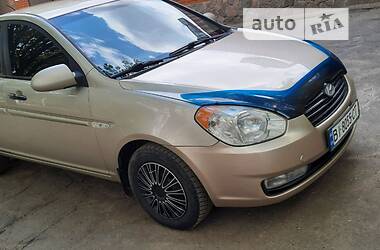 Hyundai Accent  2008