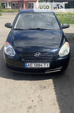 Hyundai Accent  2009