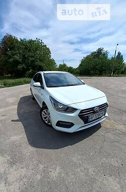 Hyundai Accent  2017