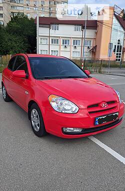 Hyundai Accent  2008