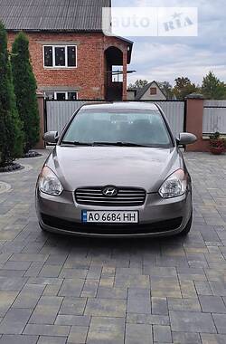 Hyundai Accent  2008