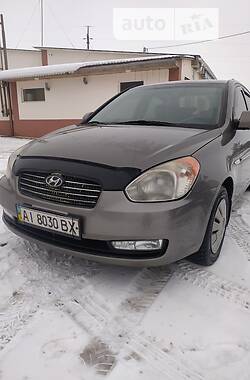 Hyundai Accent  2008