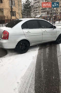 Hyundai Accent 2008