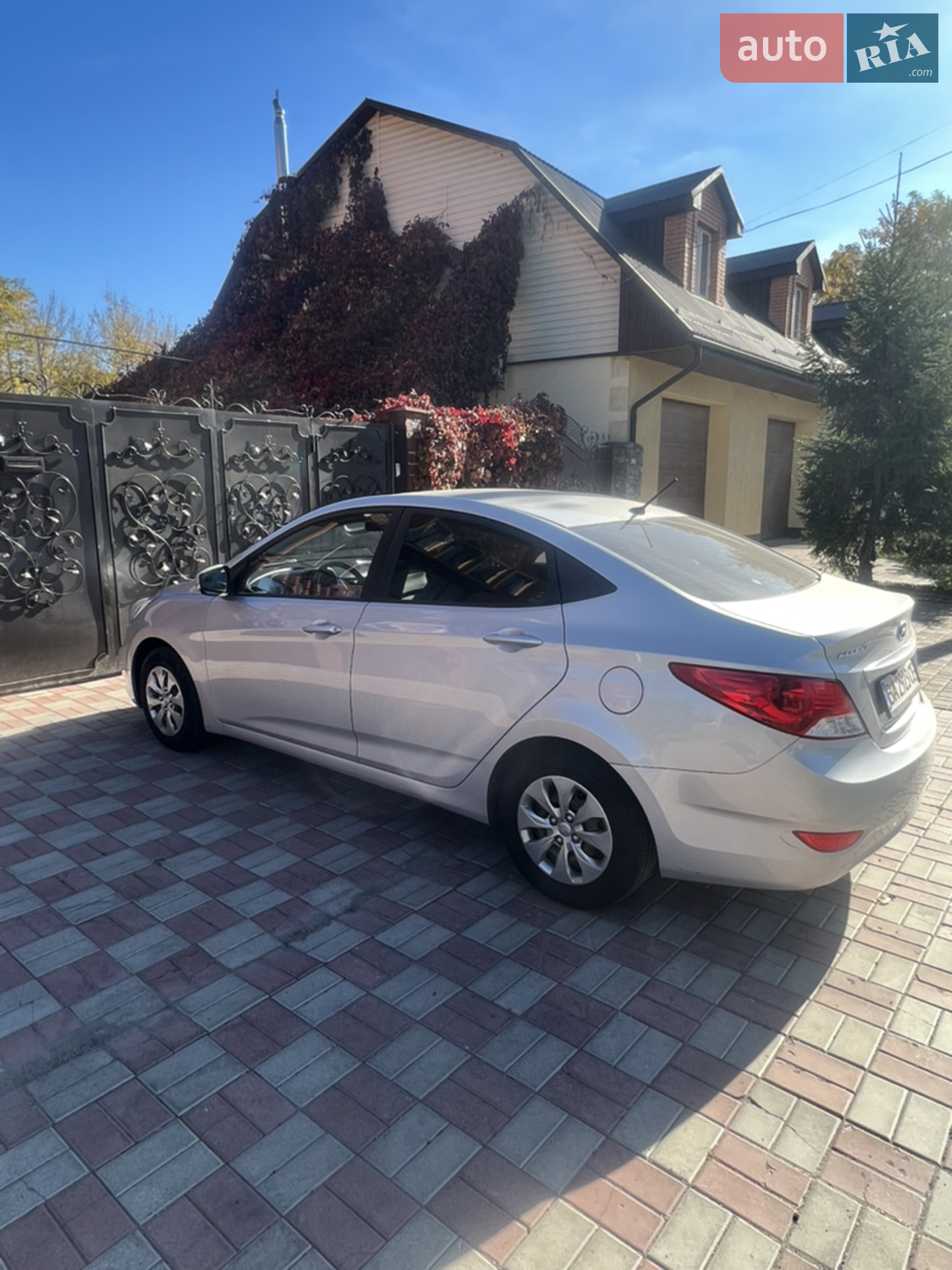 Hyundai Accent 2016 VIN KMHCT41BEGU170683 фото оголошення 30 з 36