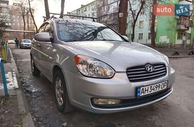 Hyundai Accent 2009
