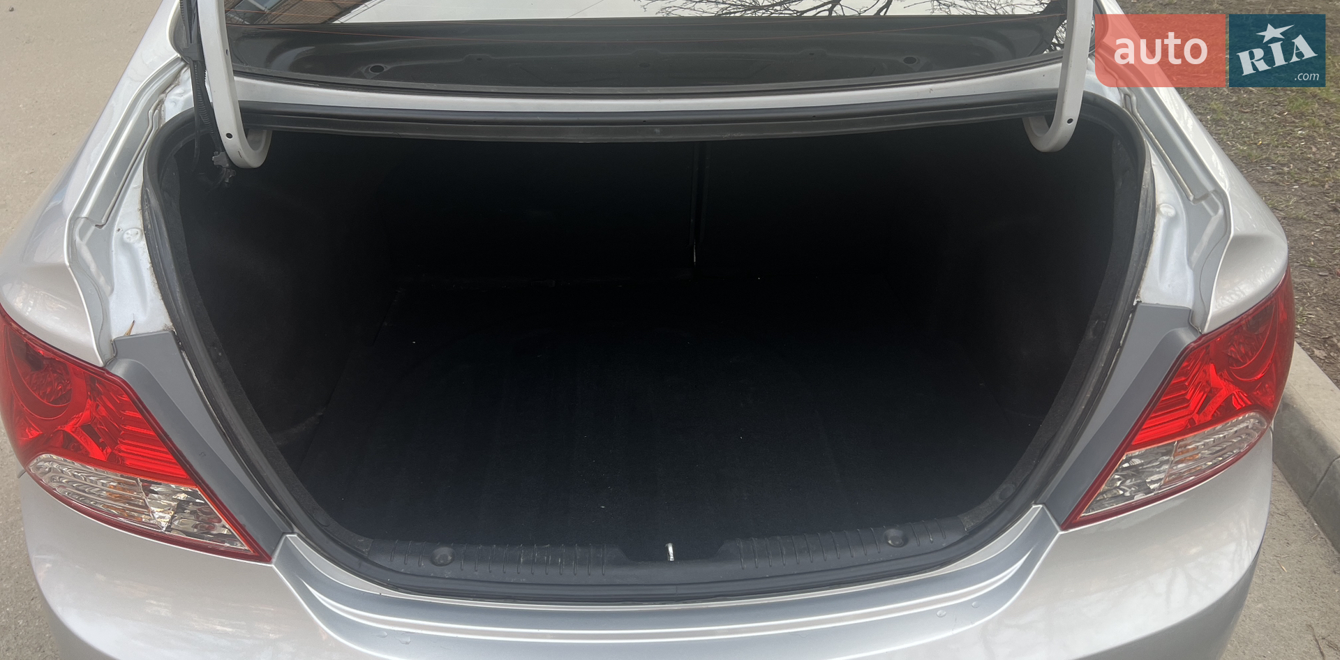 Hyundai Accent 2016 VIN KMHCT41BEGU170683 фото оголошення 27 з 36
