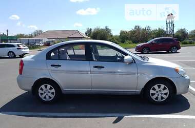 Hyundai Accent  2008