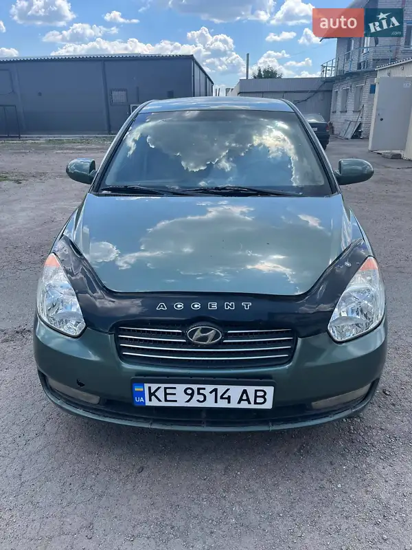Hyundai Accent