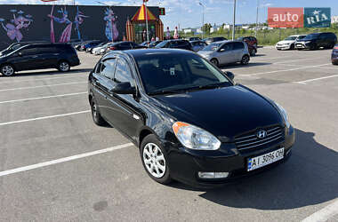 Hyundai Accent  2008