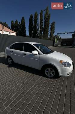 Hyundai Accent 2008