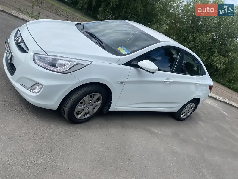 Hyundai Accent