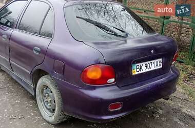 Hyundai Accent  1995