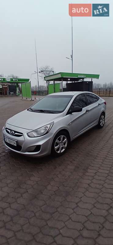 Hyundai Accent