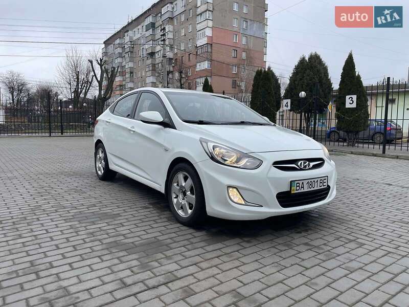 Hyundai Accent