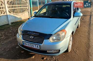 Hyundai Accent  2008