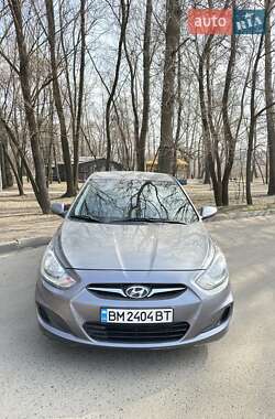 Hyundai Accent  2013
