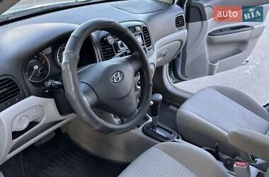Hyundai Accent  2008
