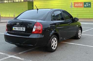 Hyundai Accent  2006