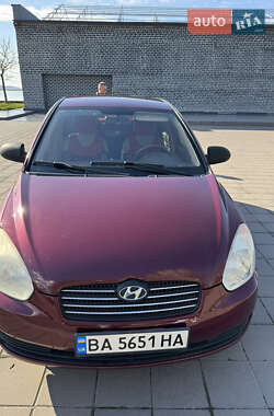 Hyundai Accent  2009
