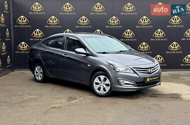 Hyundai Accent  2016