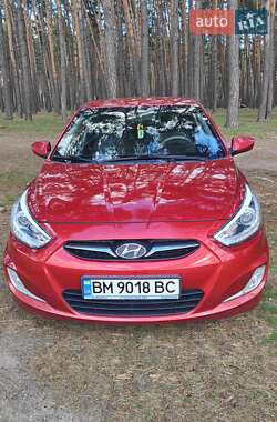 Hyundai Accent  2013