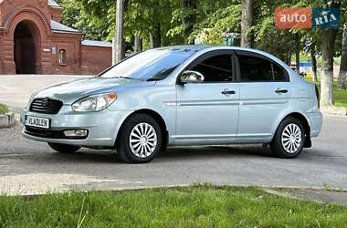 Hyundai Accent  2008