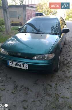 Hyundai Accent  1996